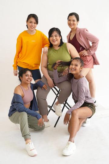 5 women with colorful apparels fun workout live in colors