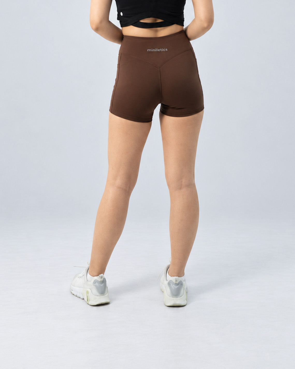 Hybrid Pocket Shorts 4