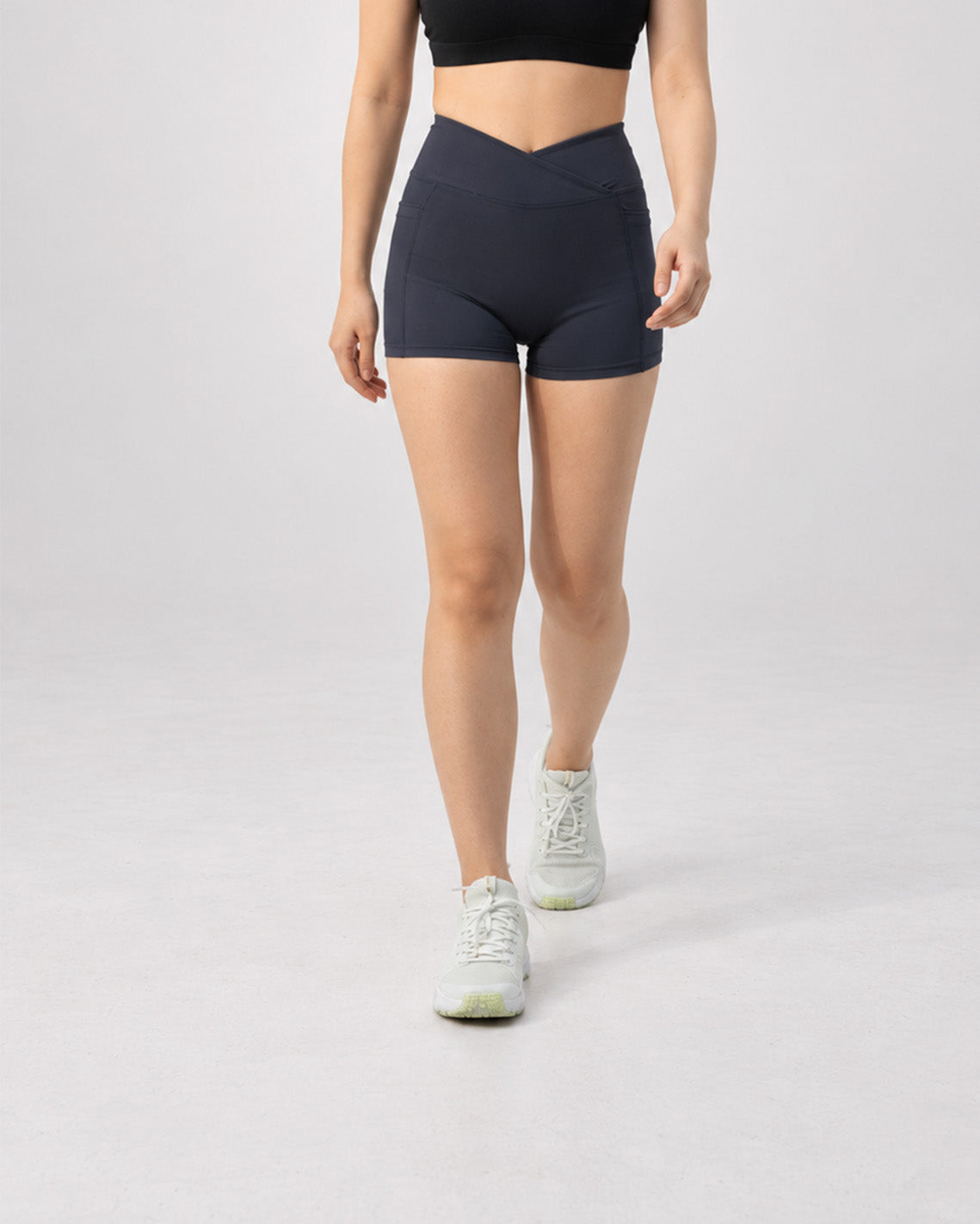 Hybrid Pocket Shorts 4